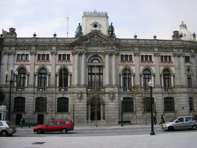 Filial do Banco de Portugal na Praça da Liberdade, no Porto.